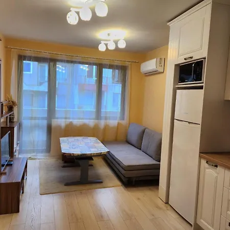 Apartamento Джиджи
